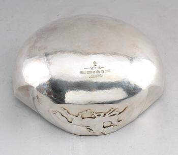 SKÅL, sterlingsilver, Jan Lundgren, Stockholm 1989. Vikt ca 480 g.