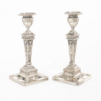 James Dixon & Sons, a pair of silver candlesticks, Sheffield, England, 1962.