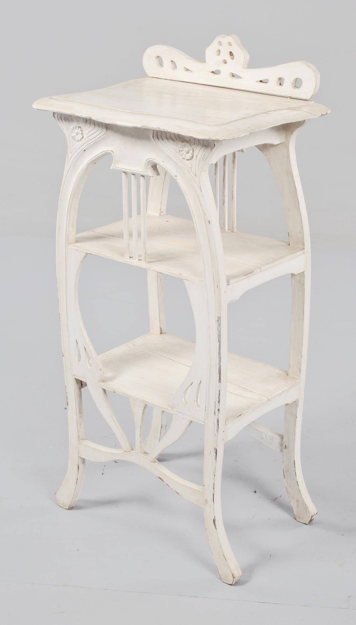 HYLLA, jugend, 1900-talets första del.