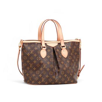 LOUIS VUITTON, a monogram canvas bag.