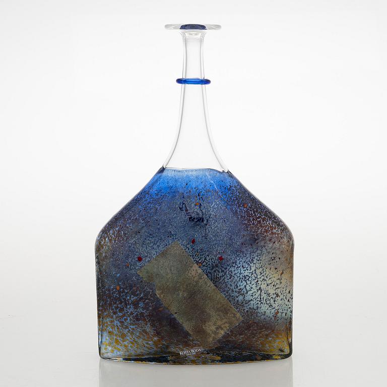 Bertil Vallien, bottle signed Kosta Boda B. Vallien 89253.