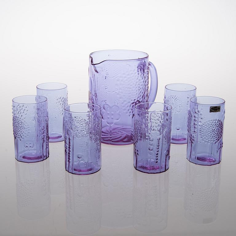 A set of six Flora Glasses with a Jug by Nuutajärvi Notsjö.