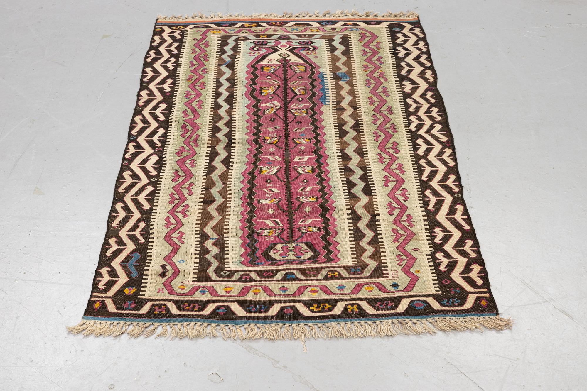 Matta, antik Anatolik Namazlyk kelim, ca 168 x 106 cm.