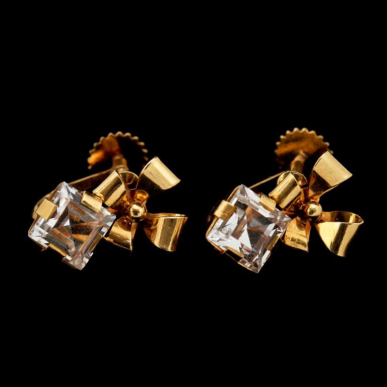BROSCH samt ÖRHÄNGEN, 18k guld med fasettslipad bergkristall, Stigbert Stockholm, 1949. Tot vikt 10 g.