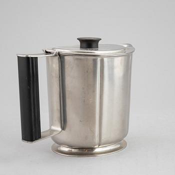 Eight stainless steal pieces to the 'Thebe' cutlry/dining service, Folke Arström, Gense, 1950's/60's.