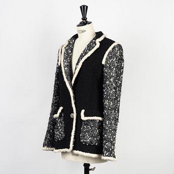 Chanel, jacket, size 38.