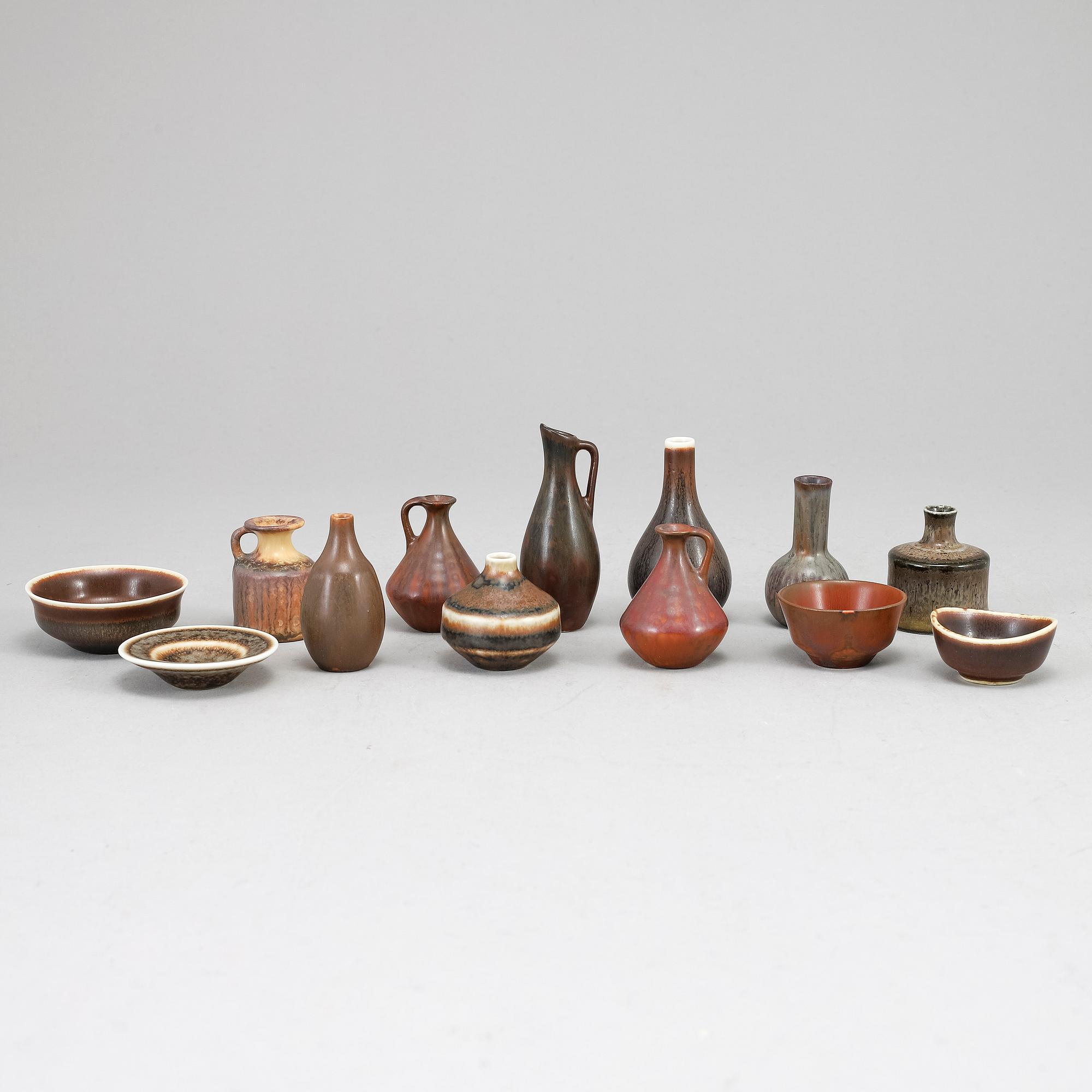 CARL-HARRY STÅLHANE, a set of thirteen miniature vases and bowls, Rörstrand.