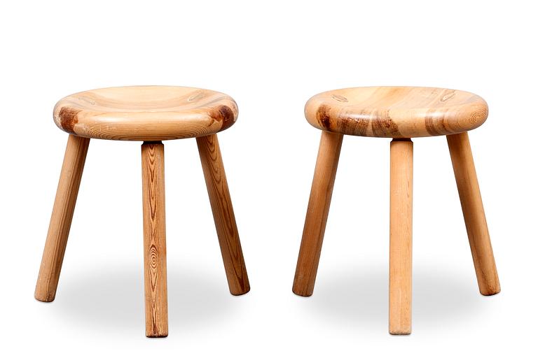 Bertel Gardberg, A PAIR OF STOOLS.