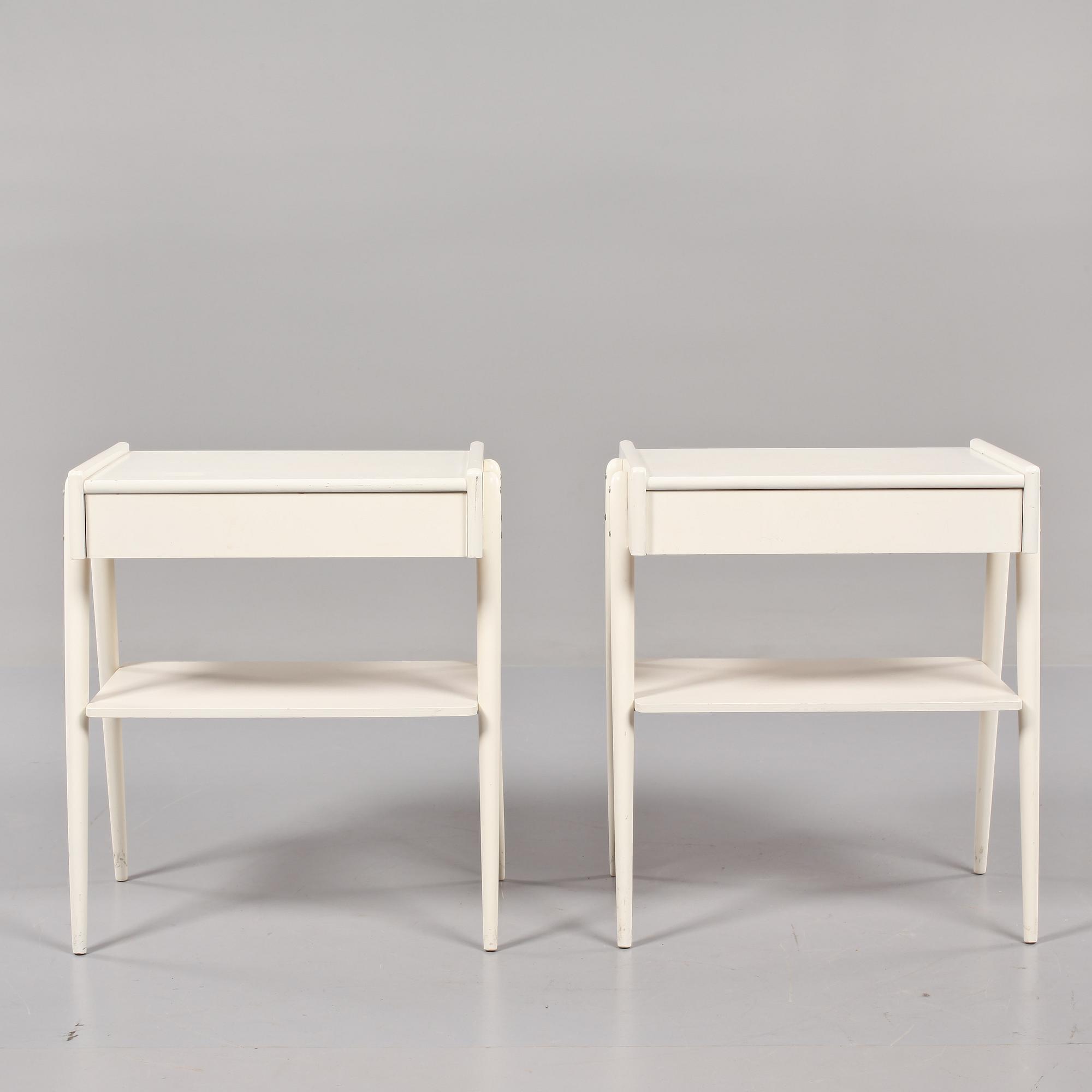 SÄNGBORD, ett par, Carlström & Co Möbelfabrik, 1900-talets andra hälft.