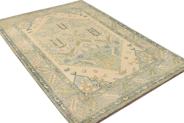 A Kazak carpet, c. 299 x 200 cm.