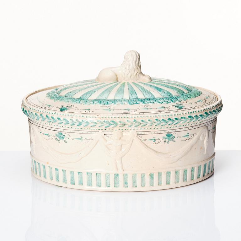 A Swedish Rörstrand cream ware tureen with cover, circa 1800.