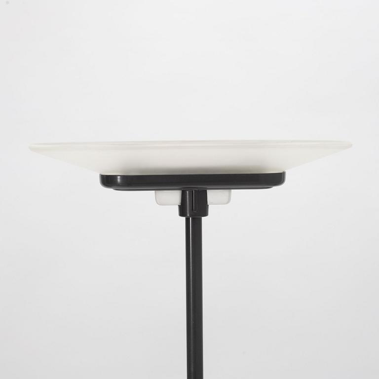 Perry King, Santiago Miranda & Gianluigi Arnald, a 'Jill' uplight from Arteluce, Italy.