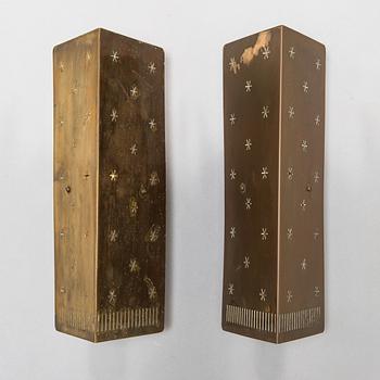 Paavo Tynell, A pair of mid-20th century '10330' wall lamps for Taito, Finland. mid-20th century.