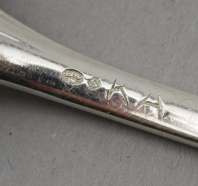 MOCKASKEDAR, 14 st, silver, K Anderson, Stockholm 1958. Vikt ca 126 gram.