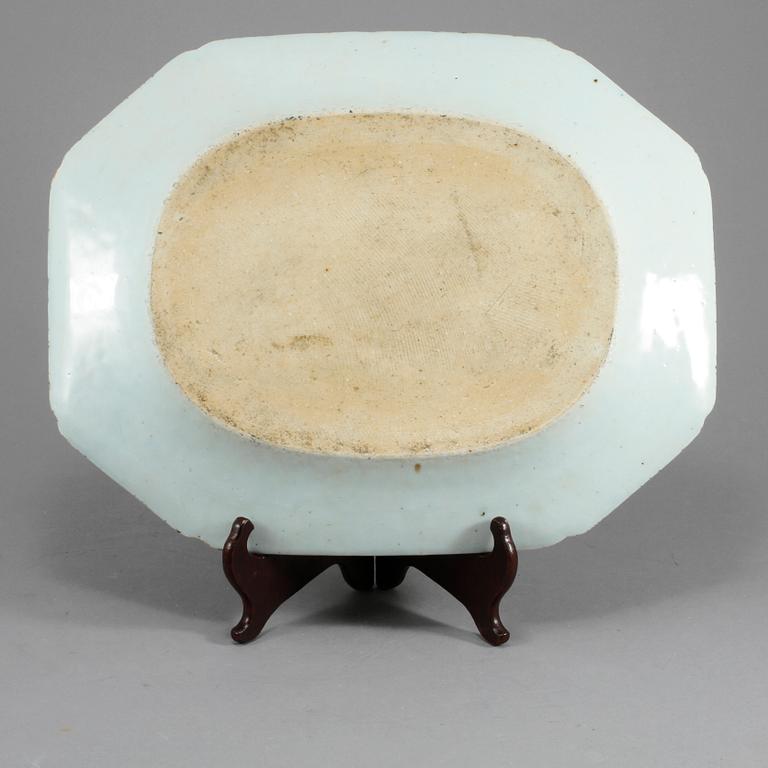 STEKFAT, porslin, Kina, 1700-tal.