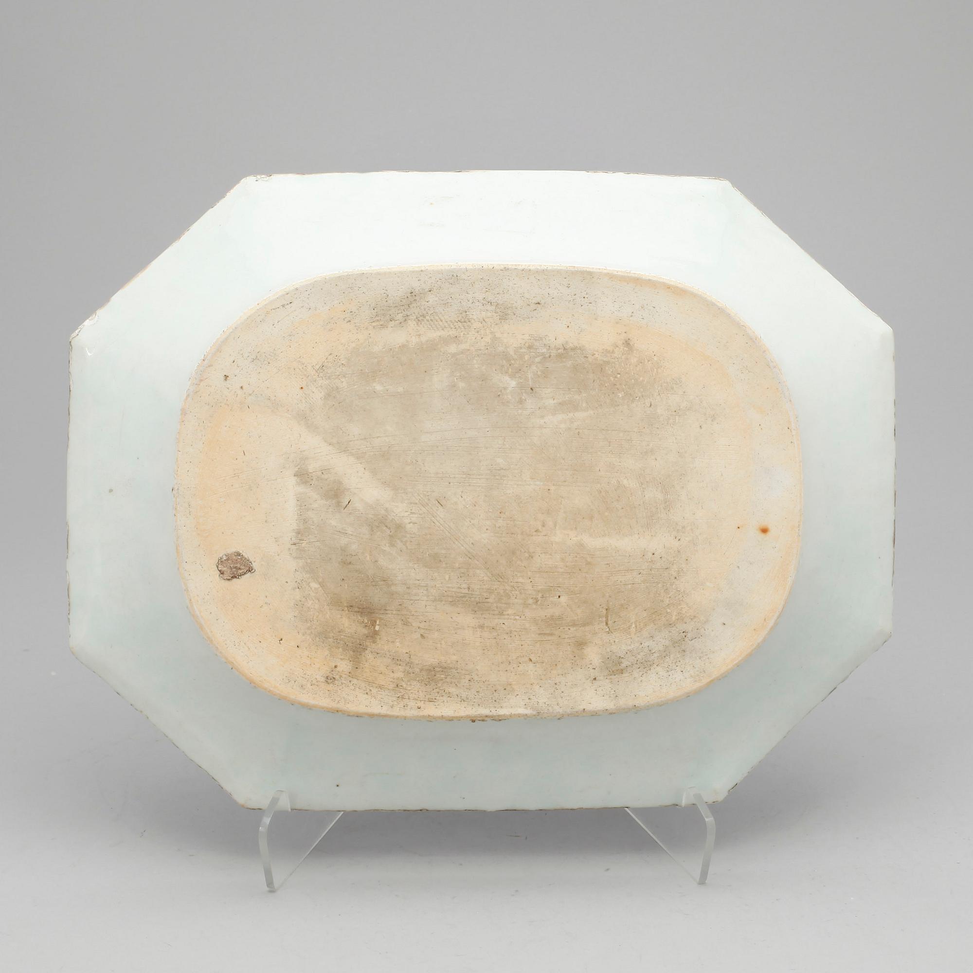STEKFAT, porslin, Qianlong, Kina 1700-tal.
