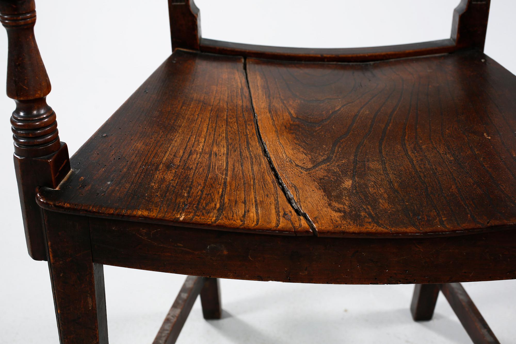 A pair of chairs from around the turn of the century 1900.