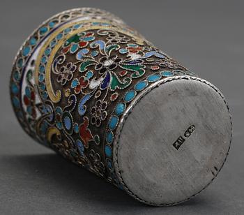 BÄGARE, silver, 84 silver, Ryssland. Omkr år 1900. Vikt ca 32 gram.