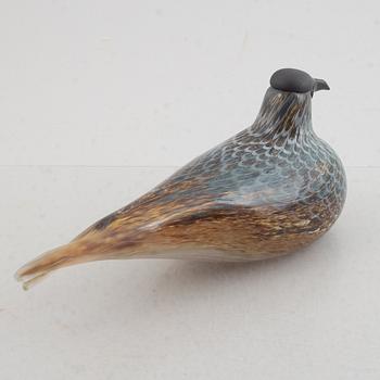 Oiva Toikka, a 'Kihu' glass bird, Nuutajärvi, Finland.