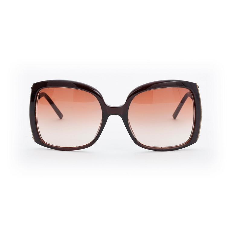 BOTTEGA VENETA, ett par solglasögon.