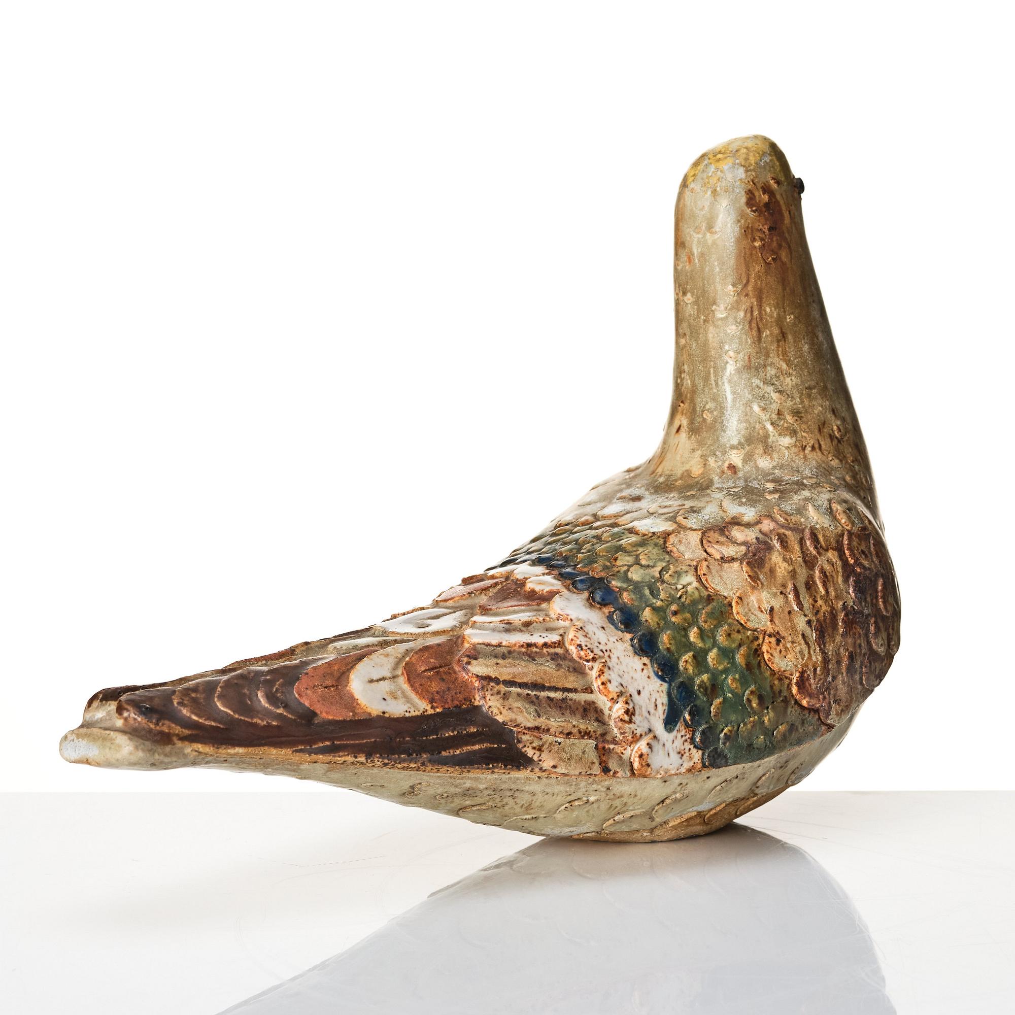 Tyra Lundgren, skulptur, duva, Gustavsberg ca 1949.