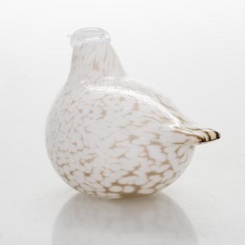 OIVA TOIKKA, A glass bird and its egg, signed O. Toikka Nuutajärvi.