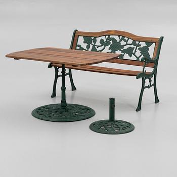 Garden group, 3 pieces, 20th century.