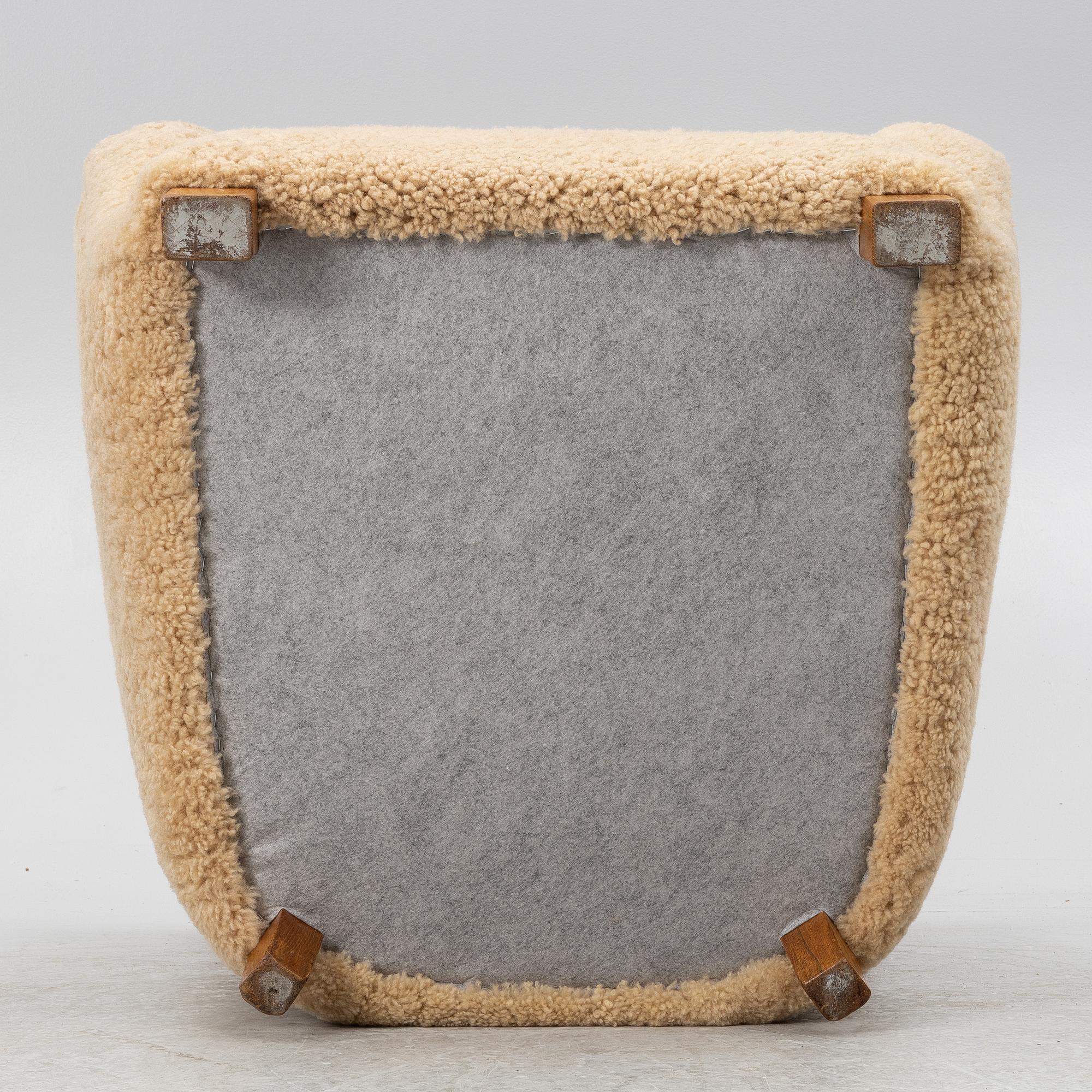 Lounge chair, Swedish Modern, first half of the 20th century.