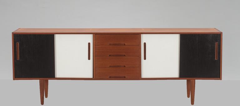 SIDEBOARD, "Gigant", Nils Jonsson, Troeds, 1950/60-tal.