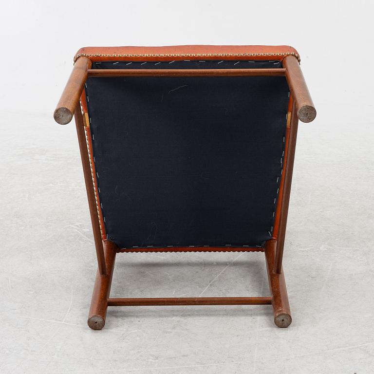 Josef Frank, karmstol, modell 652, Firma Svenskt Tenn.