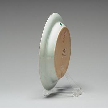 STEKFAT, porslin. Qingdynastin, Kanton, 1800-tal.