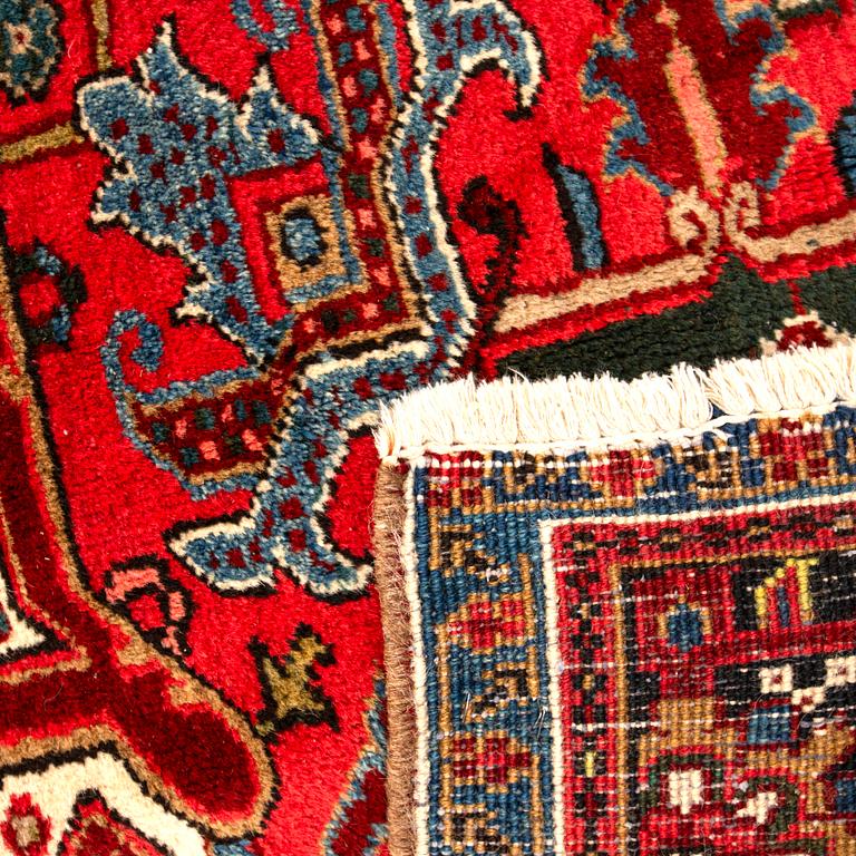 Matta, semiantik Ahar, Nordvästra Iran, ca 405 x 300 cm.