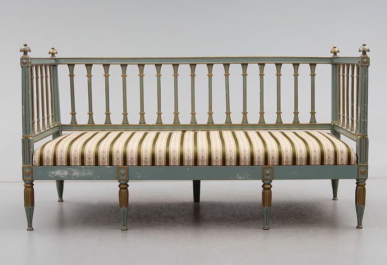 SOFFA, gustaviansk stil, 1900-talets första hälft.