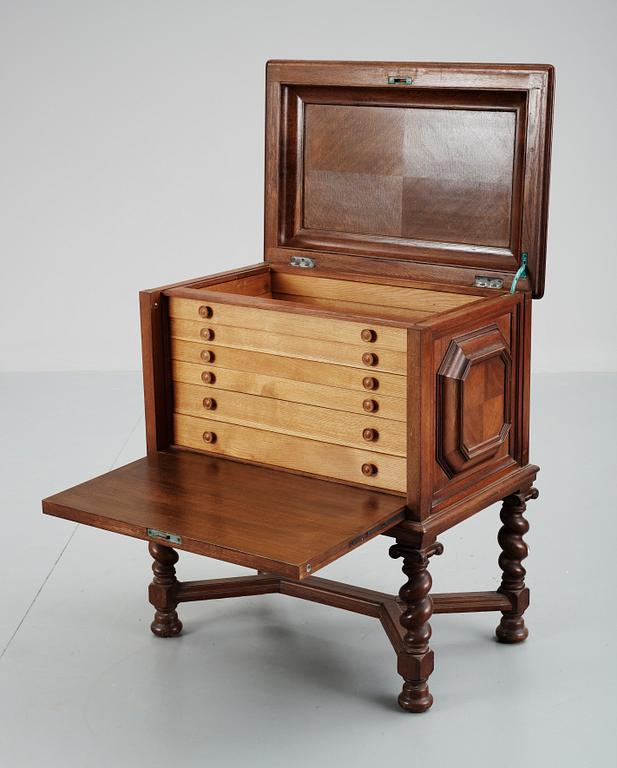 BESTICKSCHATULL, barockstil, 1920/30-tal.