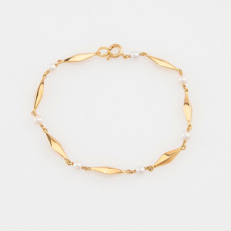 Armband 18K guld med odlade pärlor, Ekström Sweden Falköping 1987.