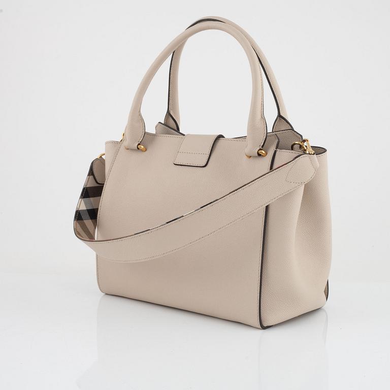 Burberry, handväska, "Buckle Tote".