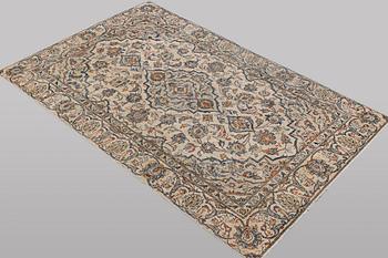 A rug, Persian, Vintage Design, c. 192 x 124 cm.