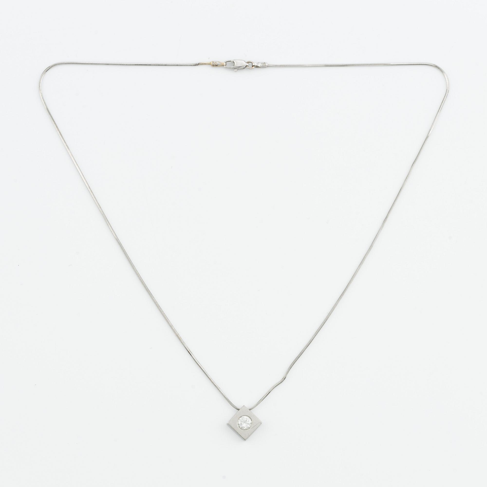 Collier, 18K vitguld med briljantslipad diamant.