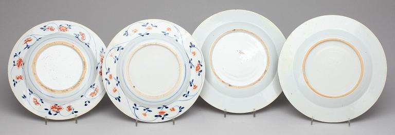 TALLRIKAR, 8 st, porslin, Kina, Qianlong, 1700-tal.