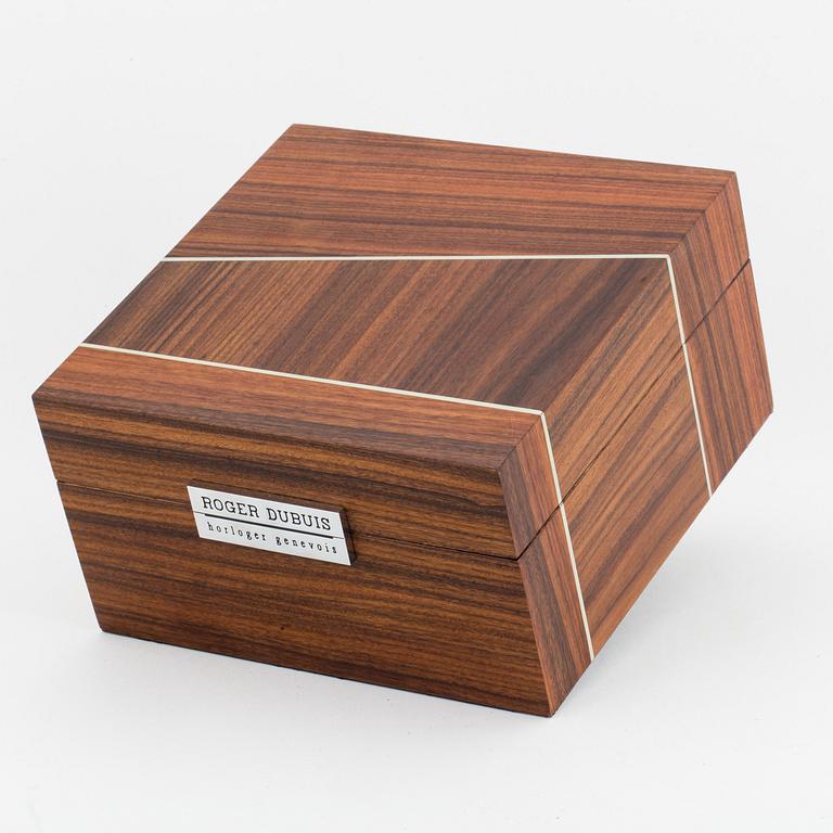 ROGER DUBUIS, Easy Diver, Chronoexcel, wristwatch, chronograph, 46 mm.