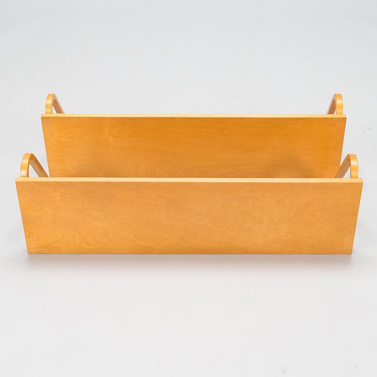Alvar Aalto,  Two mid 20th Century '112B' shelves for Artek.