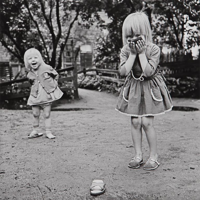 Ismo Hölttö, "Gräsviksvillorna, Helsingfors 1965".