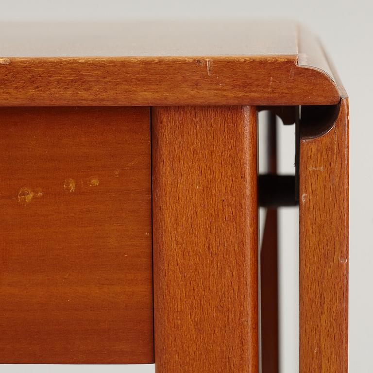 David Rosén, a desk, Nordiska Kompaniet, Sweden, 1950's.