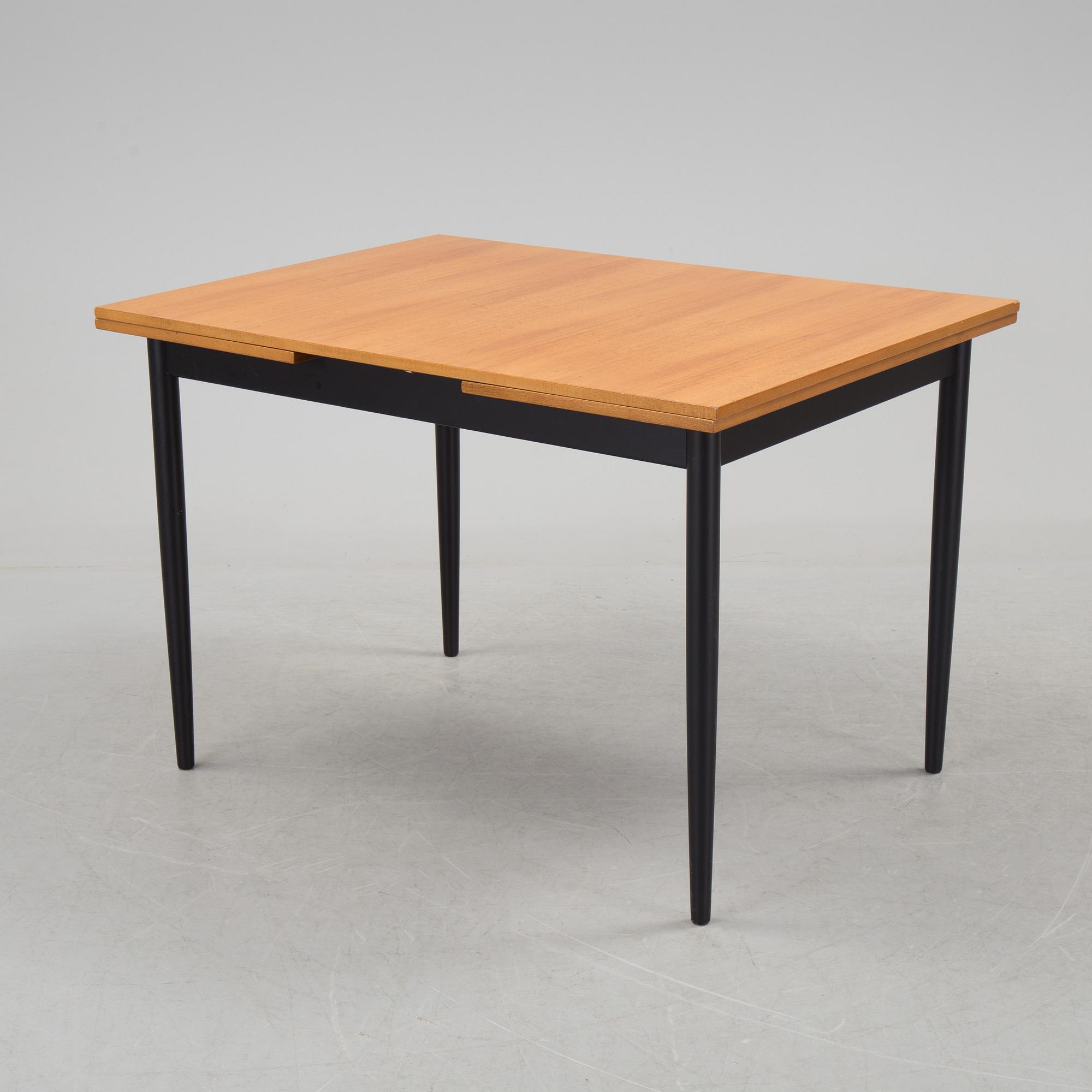 A mid 20th century Edsbyverken dinner table.
