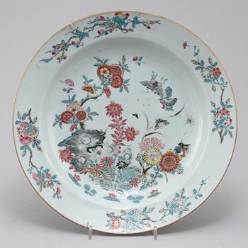 SKÅLFAT, porslin, Kina, 1700-tal.