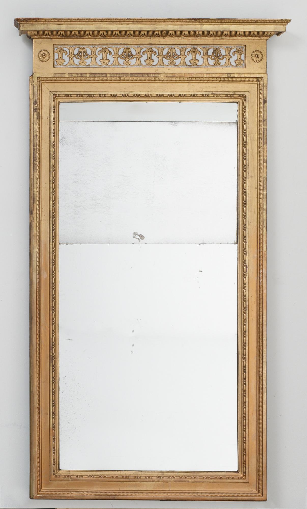 SPEGEL. Sengustaviansk.