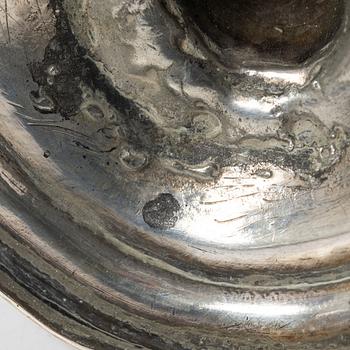 Cream jug, bowl on foot, and a cup, early to mid-19th century.