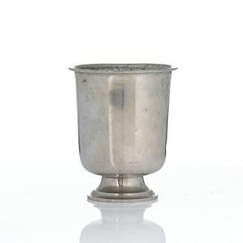 Nils Fougstedt, a set of two vases, Firma Svenskt Tenn, Stockholm, 1927-28.
