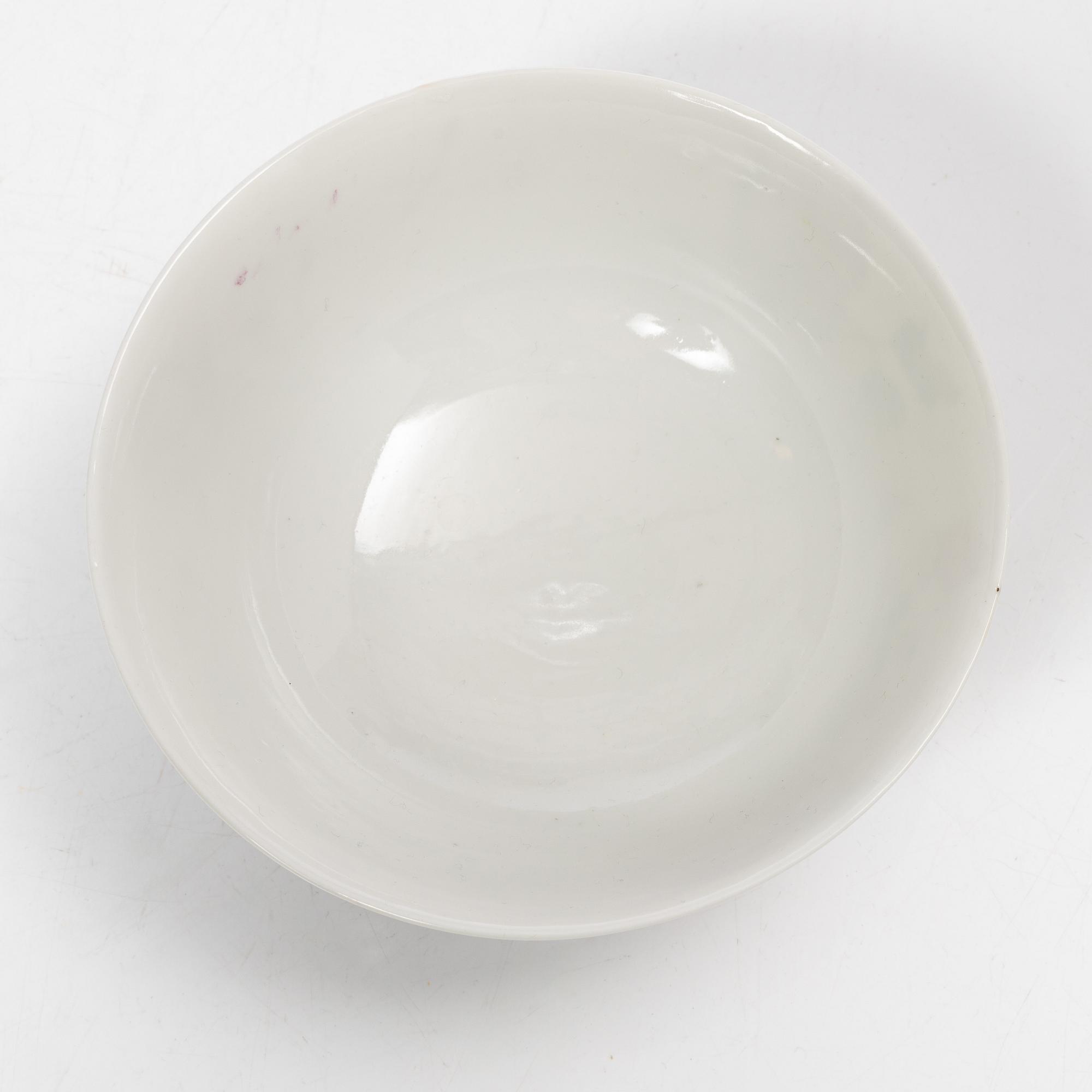 Skål med Guangxus märke, porslin, Kina, 1900-talets första hälft.