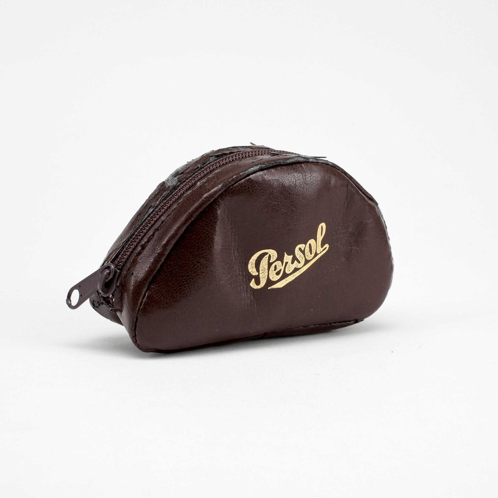 PERSOL, ett par solglasögon, "Folding", modellnr. 806.